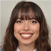 Profesora titulada de Lengua y Literatura en Madrid